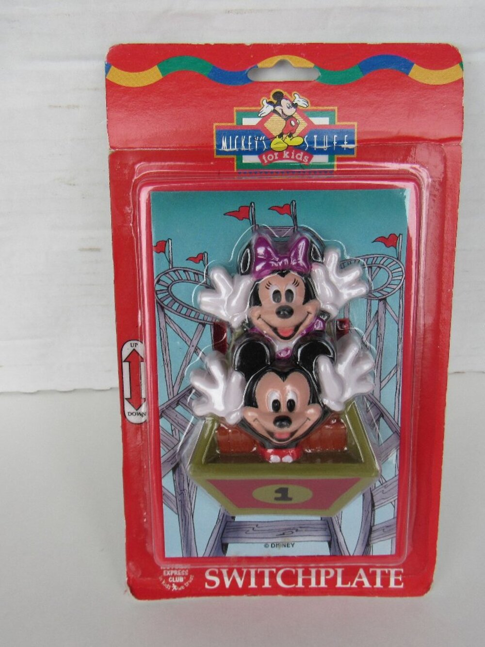 NEW UNOPENED VINTAGE COLLECTABLE MICKEY MOUSE SWITCHPLATE